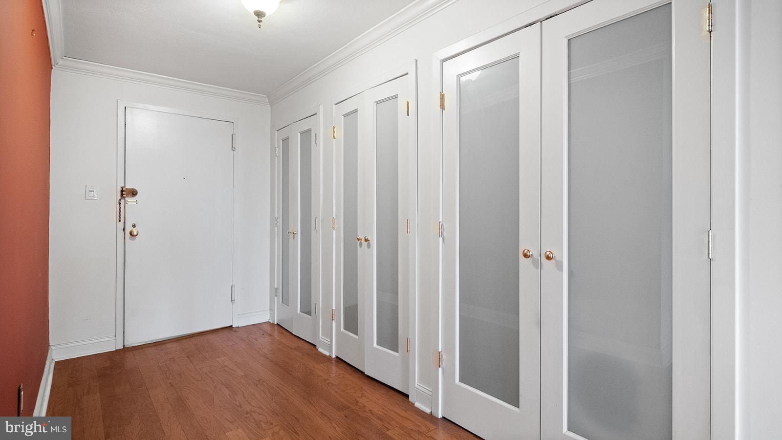 1901 JOHN F KENNEDY BOULEVARD 2101