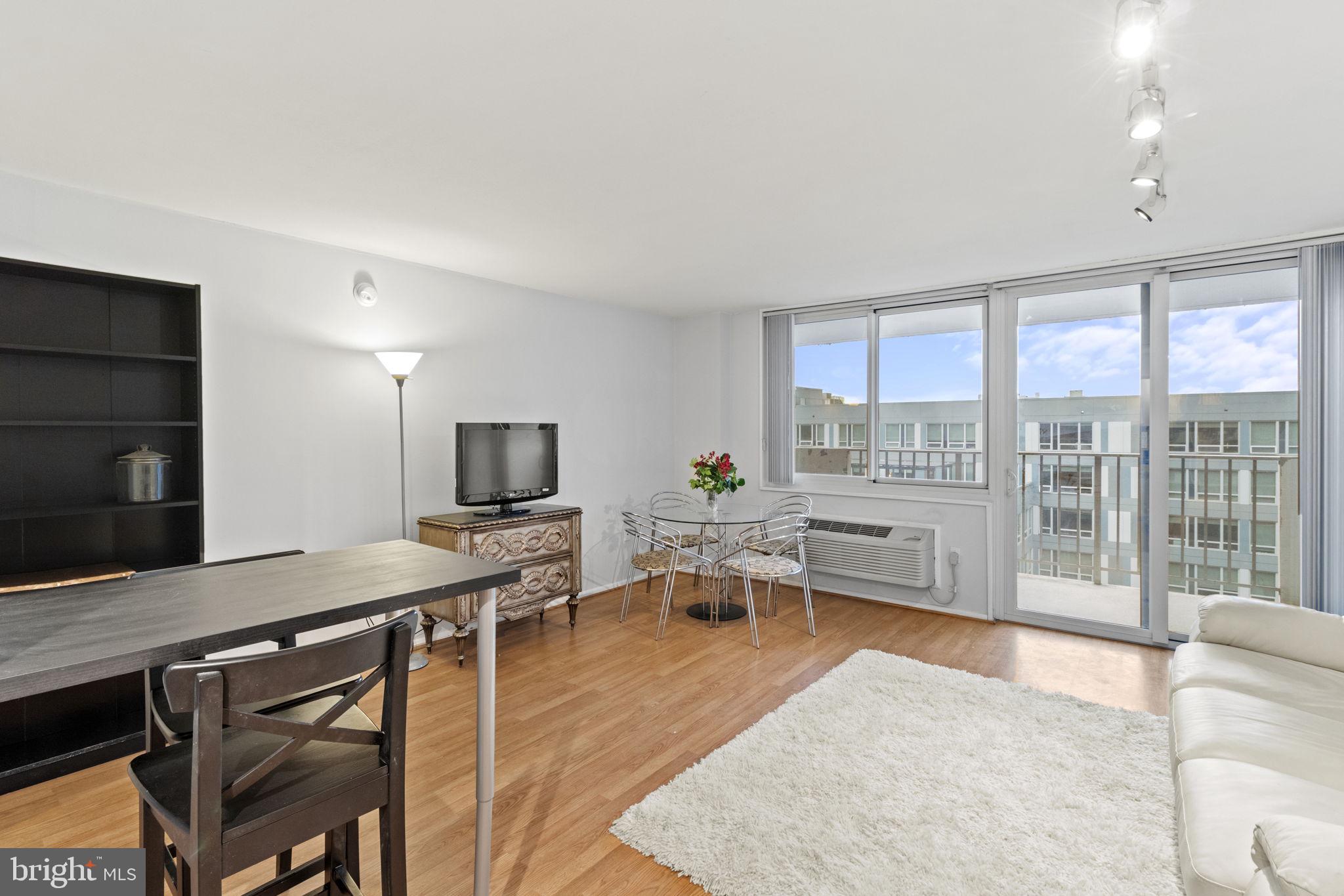 1901 JOHN F KENNEDY BOULEVARD 1405