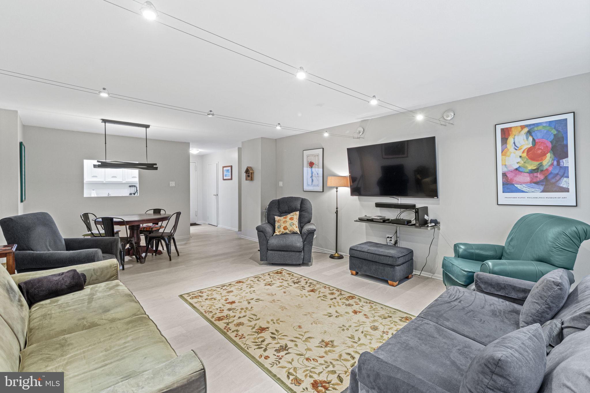 1901 JOHN F KENNEDY BOULEVARD 515