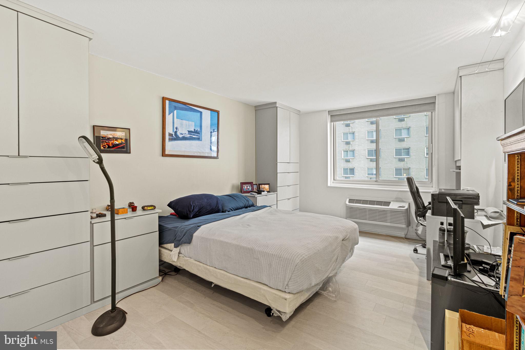 1901 JOHN F KENNEDY BOULEVARD 515