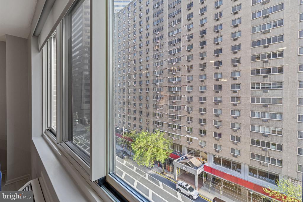 1901 JOHN F KENNEDY BOULEVARD 515
