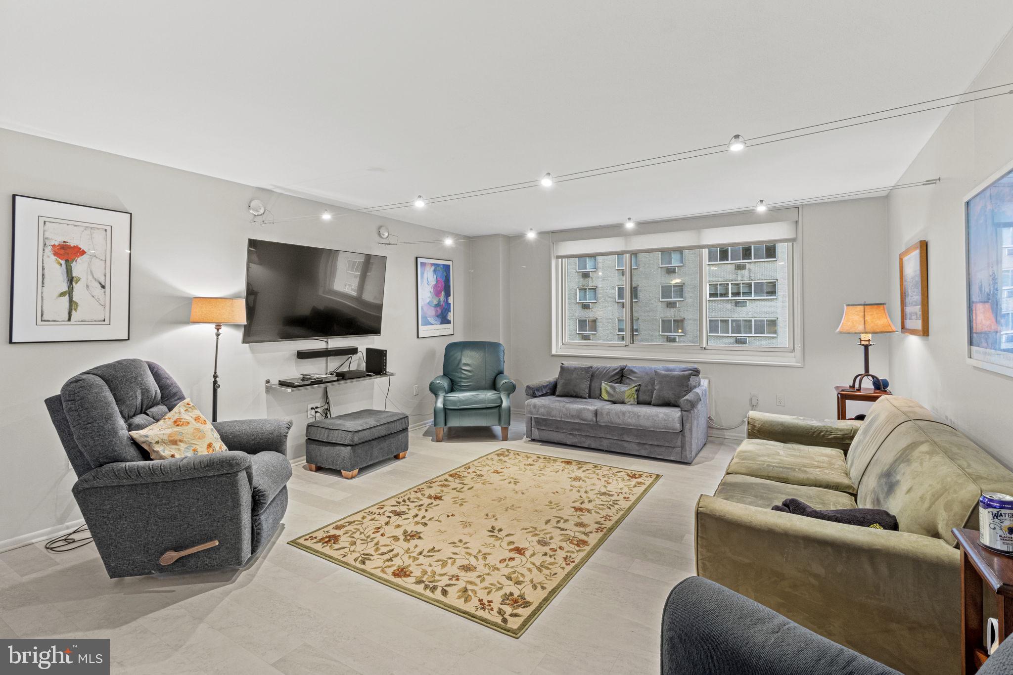 1901 JOHN F KENNEDY BOULEVARD 515