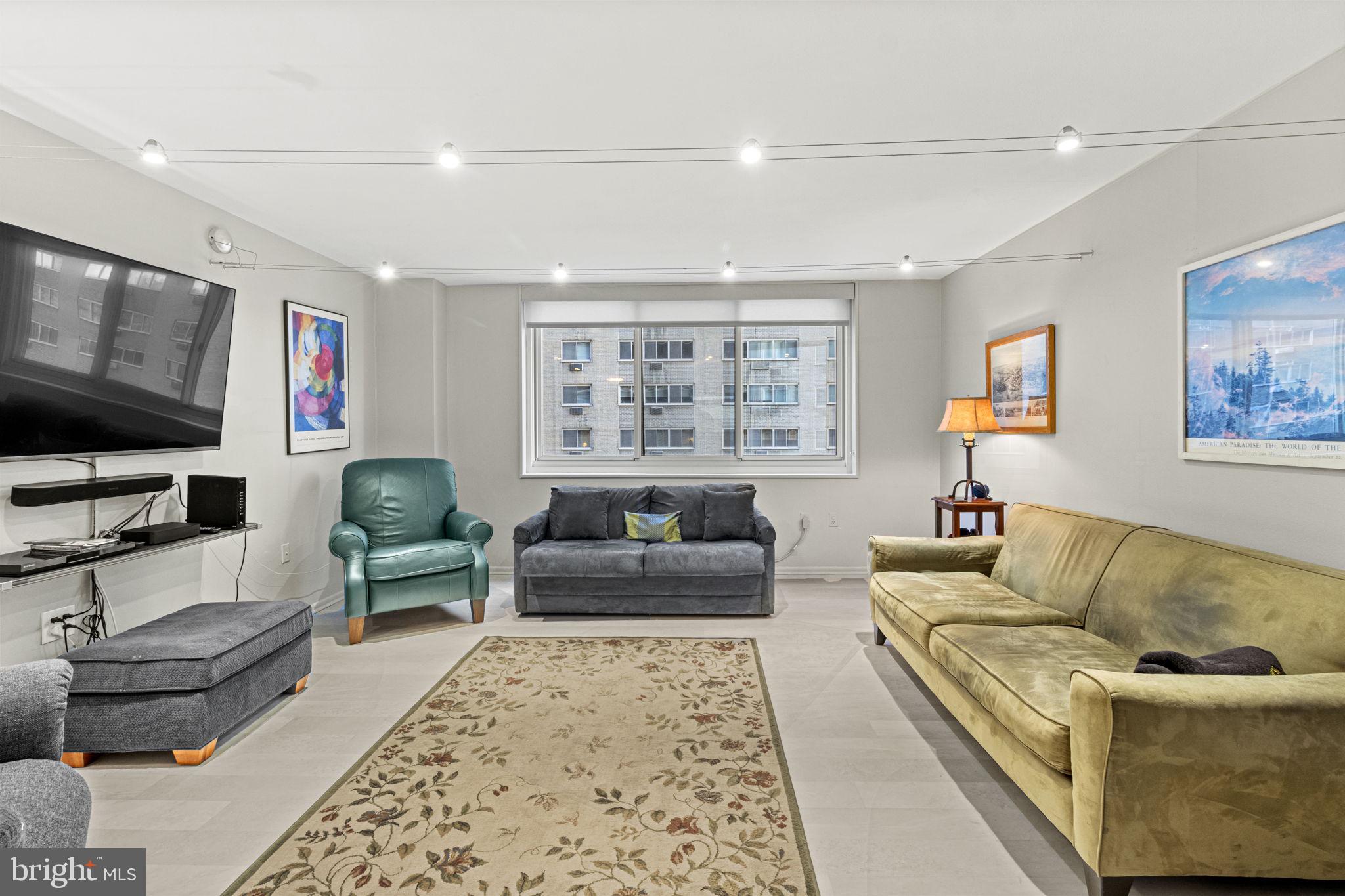 1901 JOHN F KENNEDY BOULEVARD 515