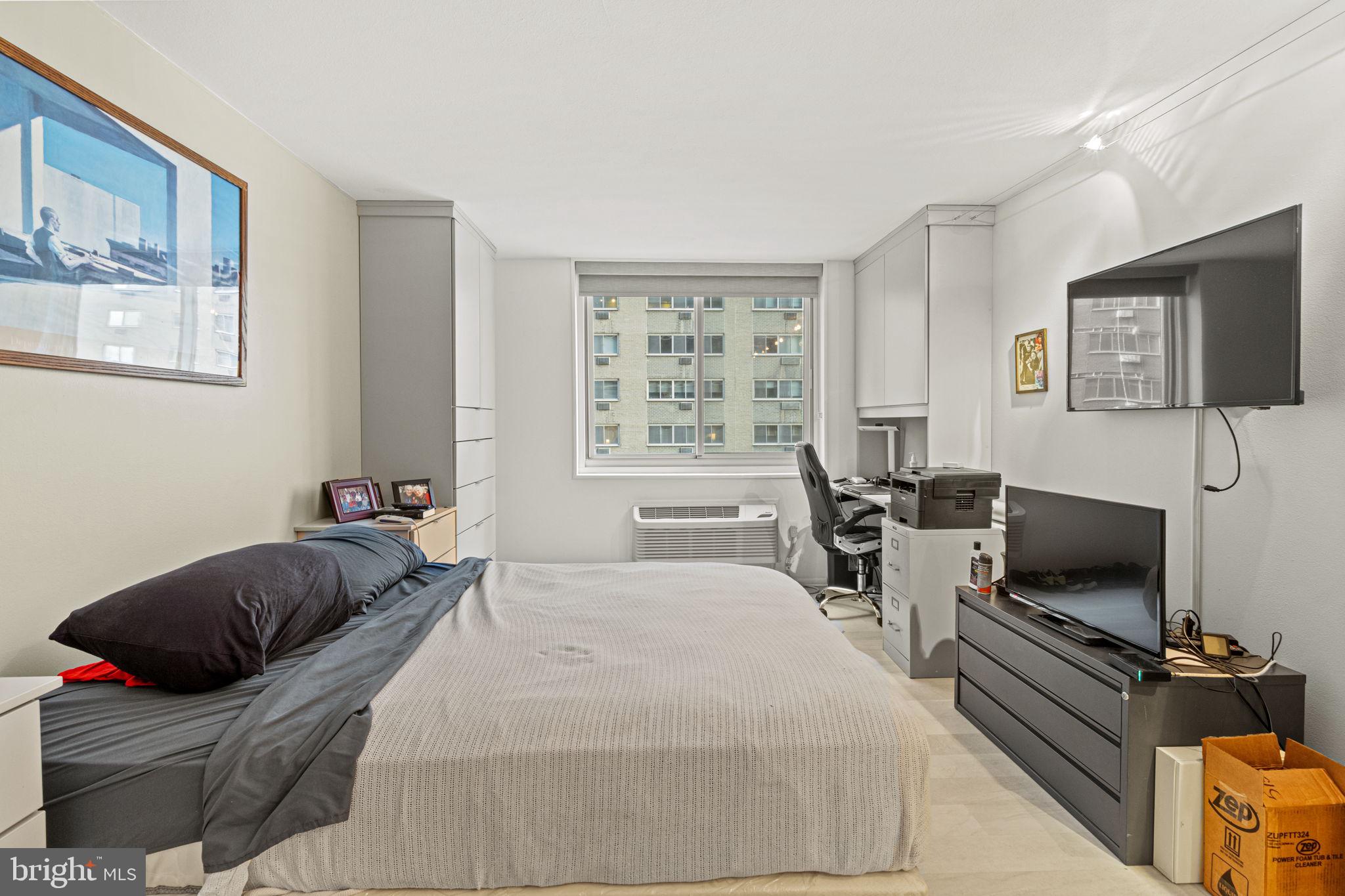 1901 JOHN F KENNEDY BOULEVARD 515