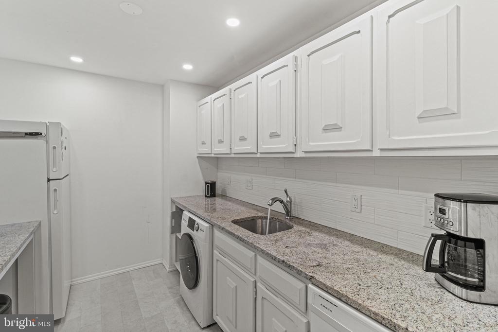 1901 JOHN F KENNEDY BOULEVARD 515