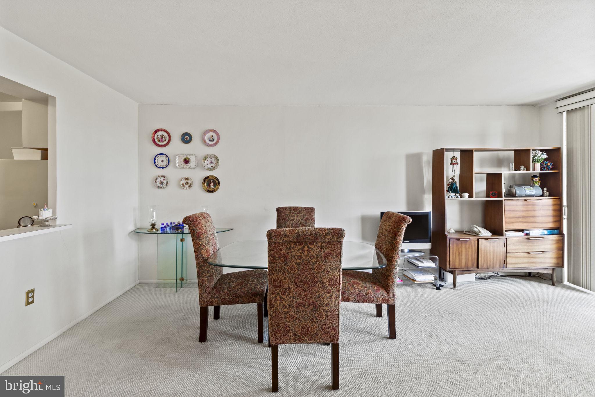 1901 JOHN F KENNEDY BOULEVARD 2808