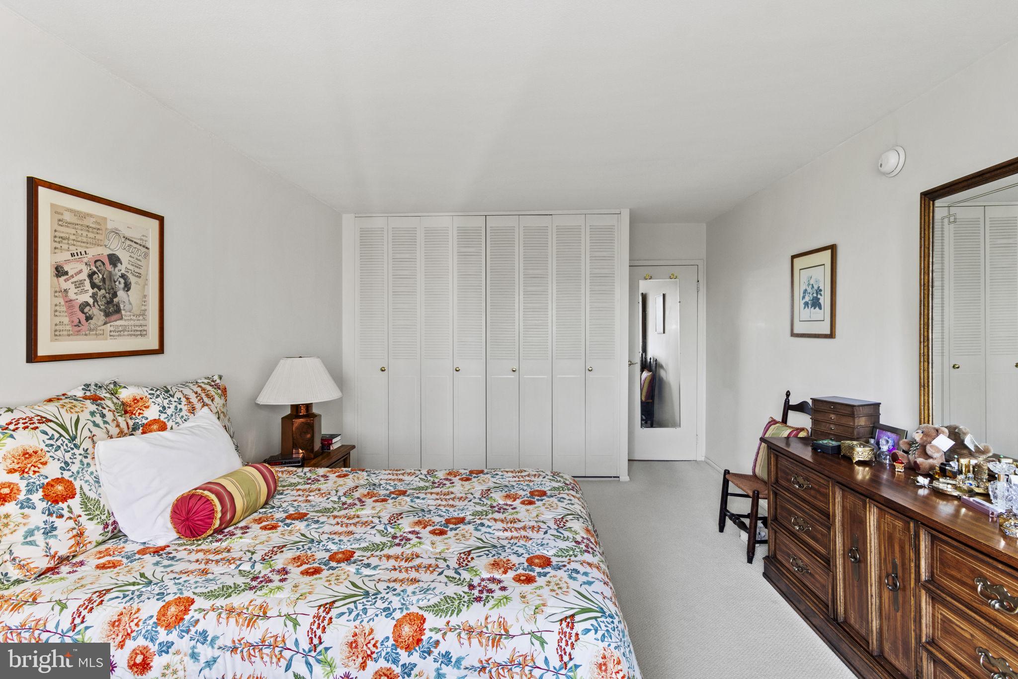 1901 JOHN F KENNEDY BOULEVARD 2808