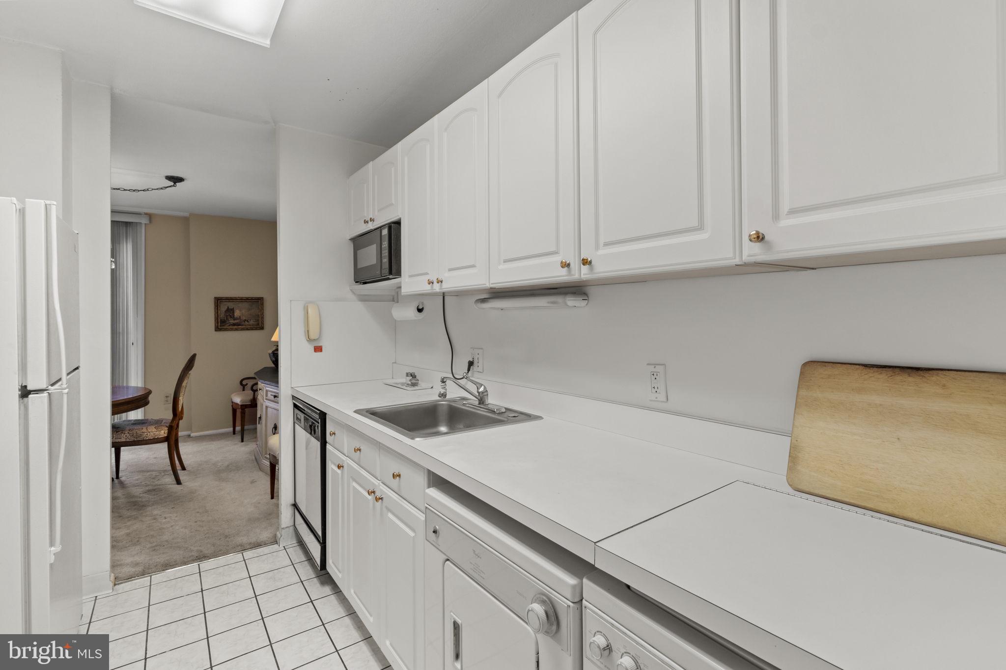 1901 JOHN F KENNEDY BOULEVARD 2507