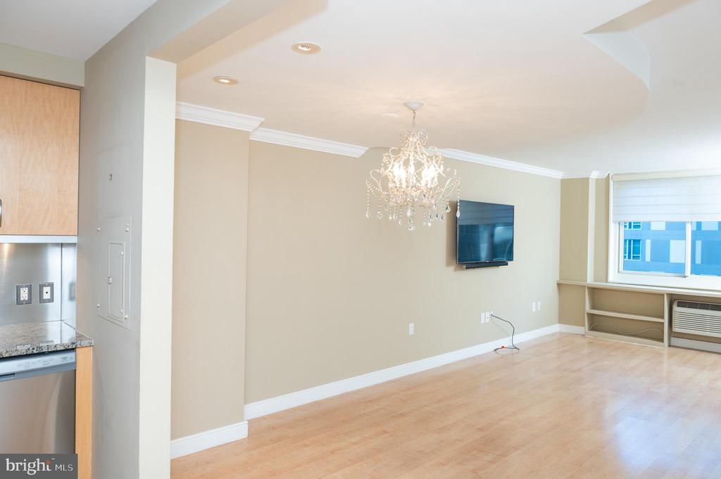 1901 JOHN F KENNEDY BOULEVARD 803