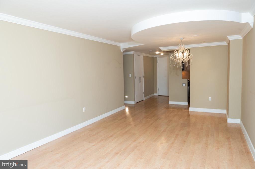 1901 JOHN F KENNEDY BOULEVARD 803