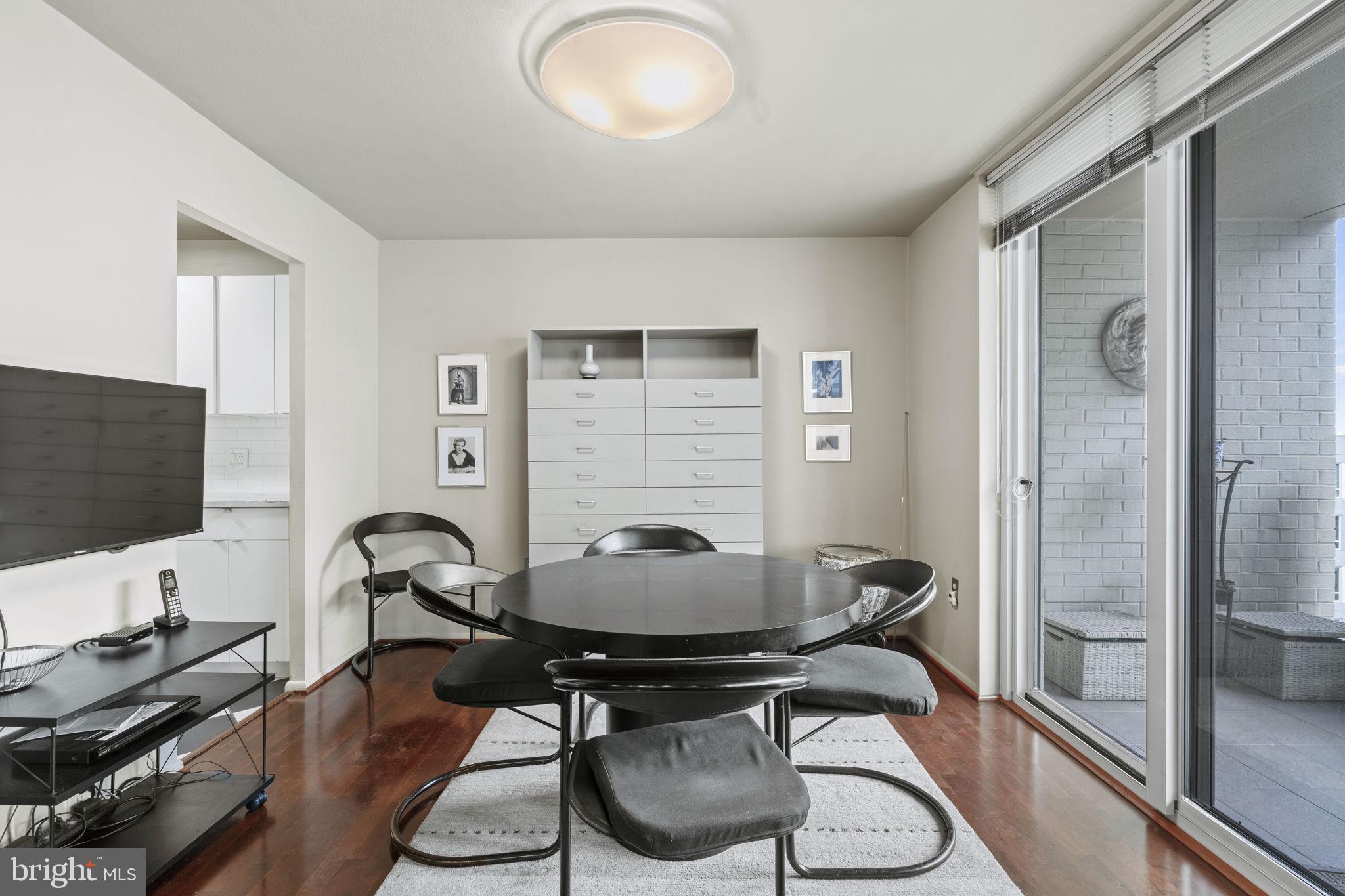 1901 JOHN F KENNEDY BOULEVARD 1104-05