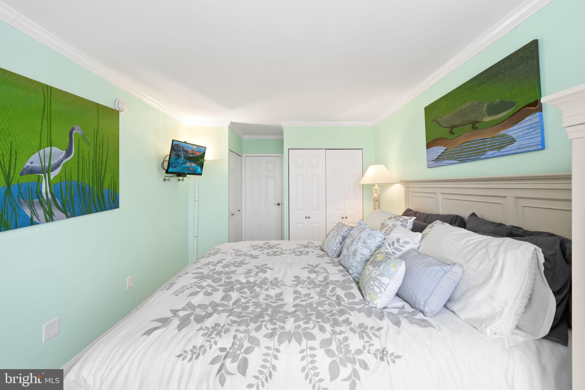1901 JOHN F KENNEDY BOULEVARD 2324