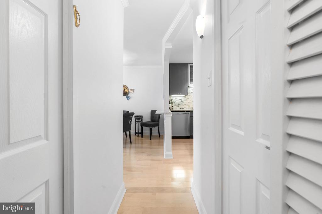 1901 JOHN F KENNEDY BOULEVARD 2324