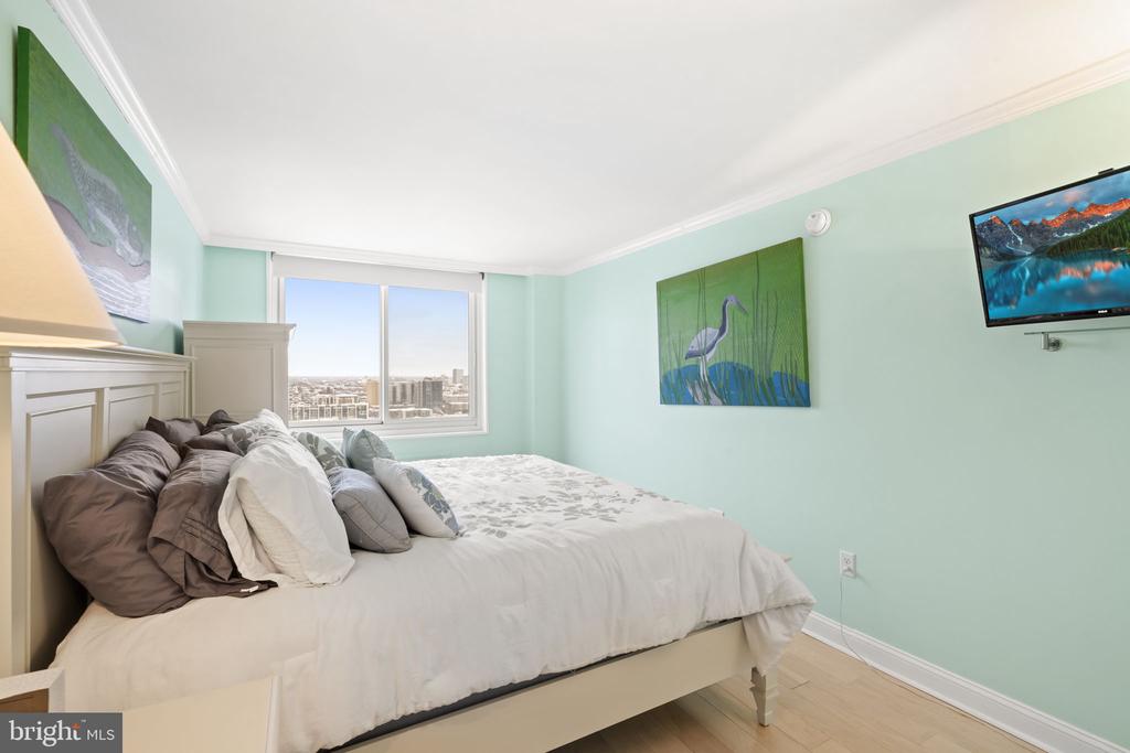 1901 JOHN F KENNEDY BOULEVARD 2324