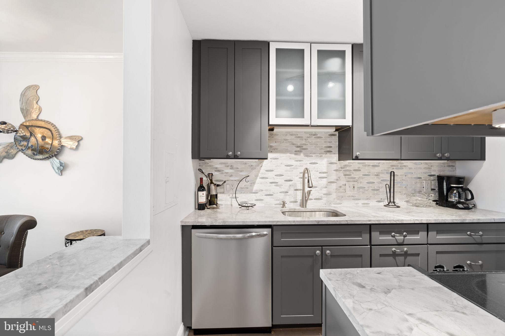 1901 JOHN F KENNEDY BOULEVARD 2324