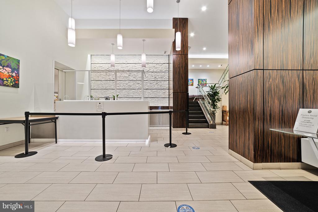 1420 LOCUST STREET 25 F
