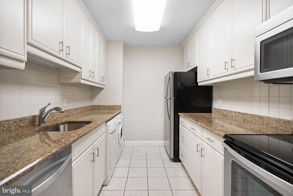 1901 JOHN F KENNEDY BOULEVARD 1414