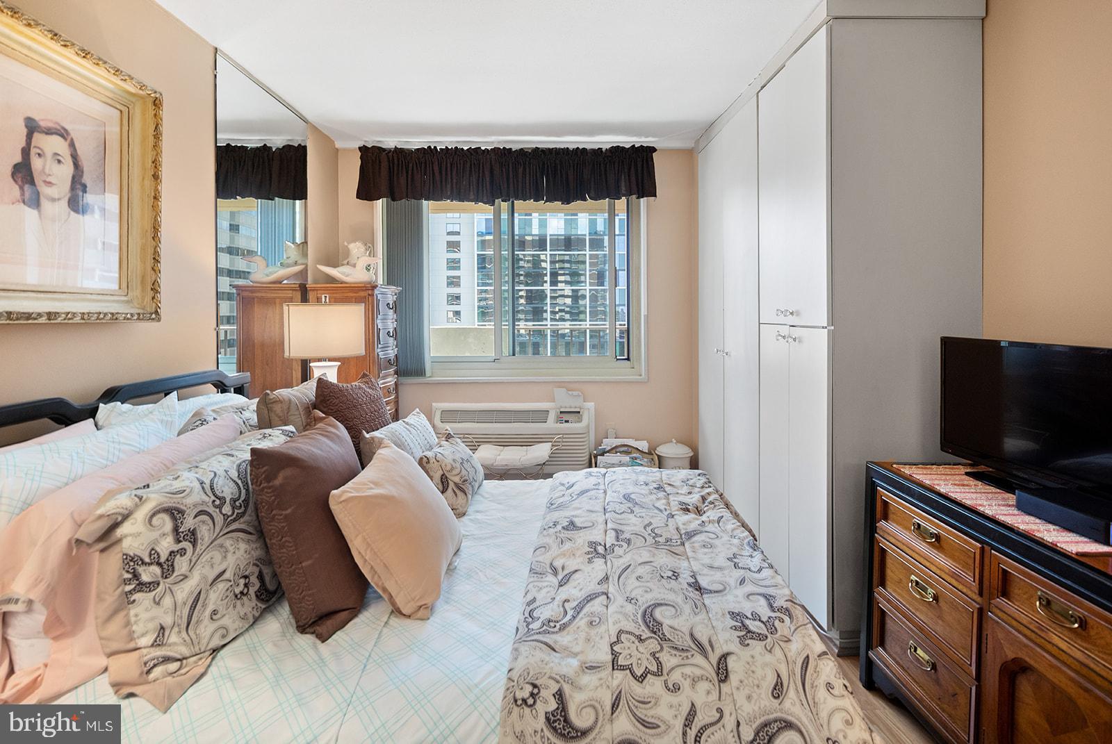 1901 JOHN F KENNEDY BOULEVARD 2119