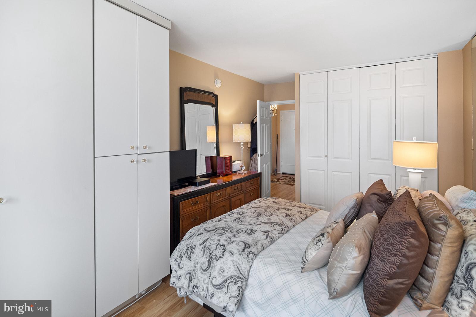 1901 JOHN F KENNEDY BOULEVARD 2119