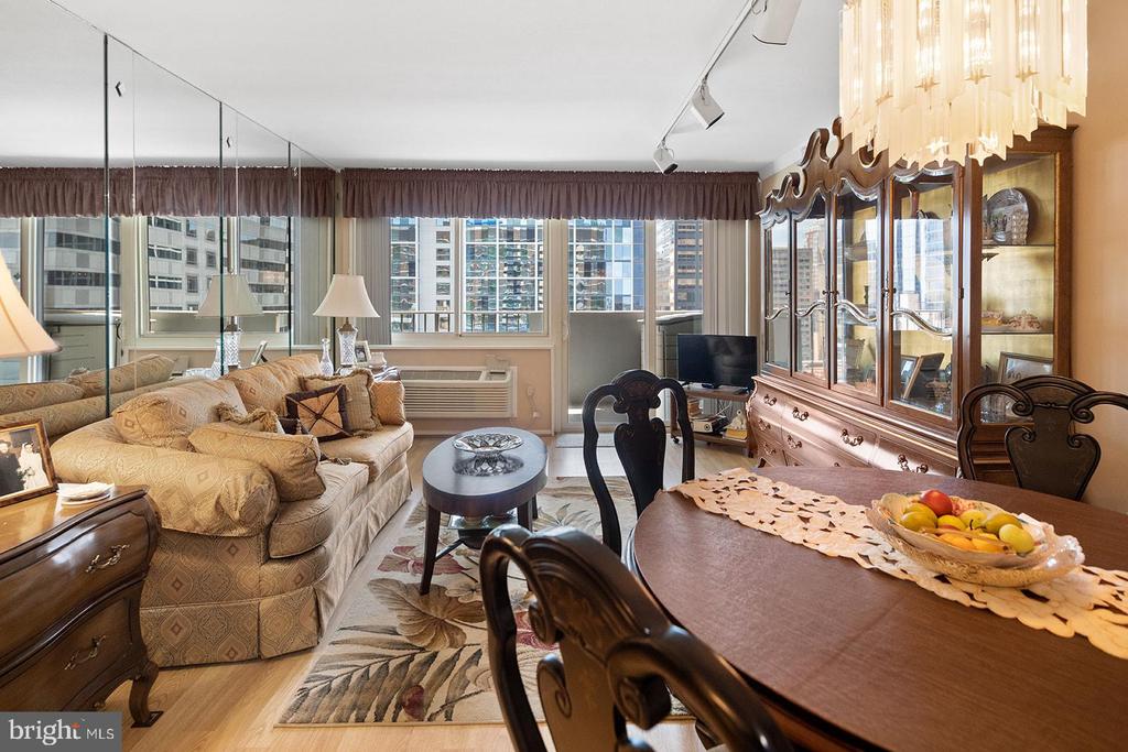 1901 JOHN F KENNEDY BOULEVARD 2119