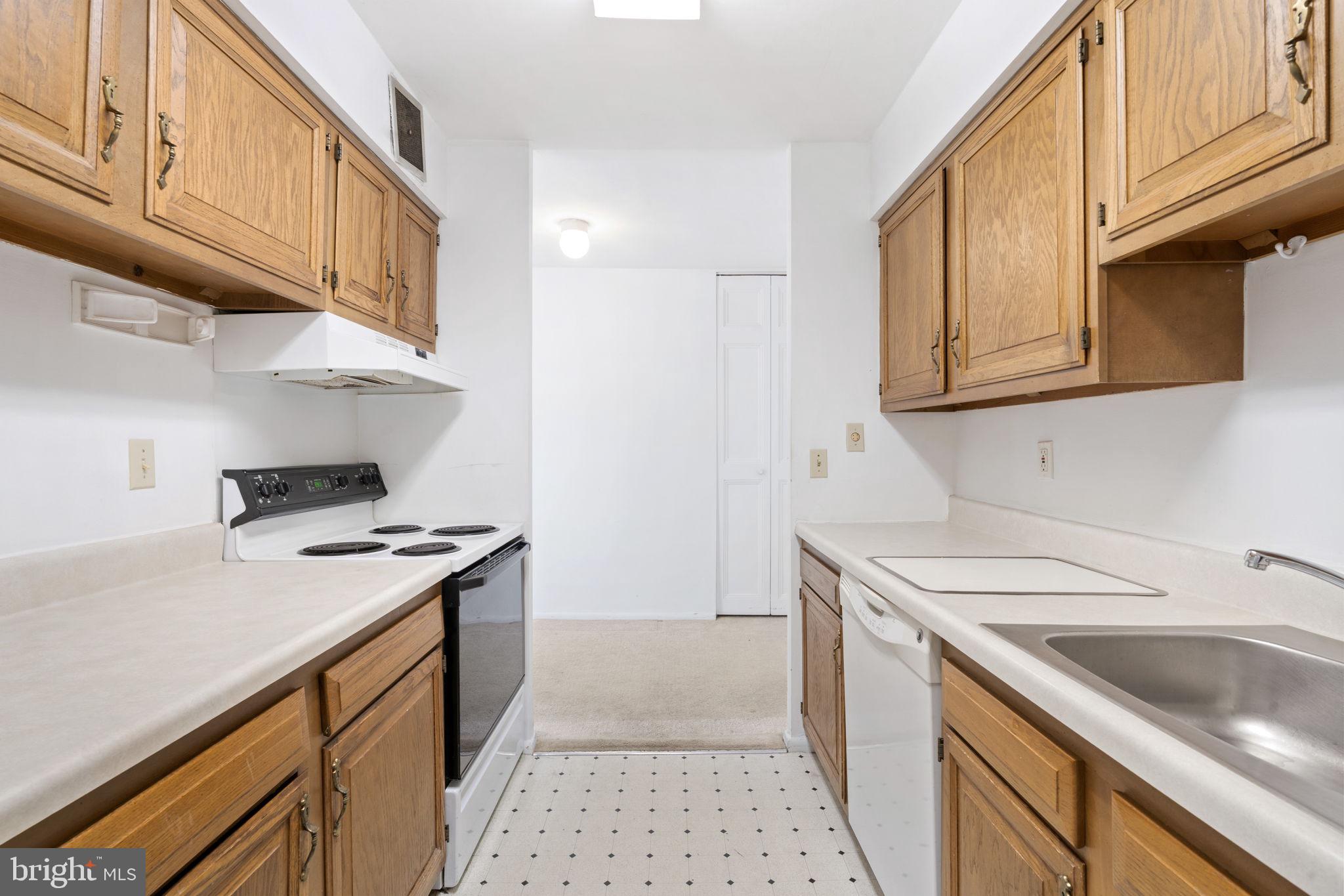 1420 LOCUST STREET 7M