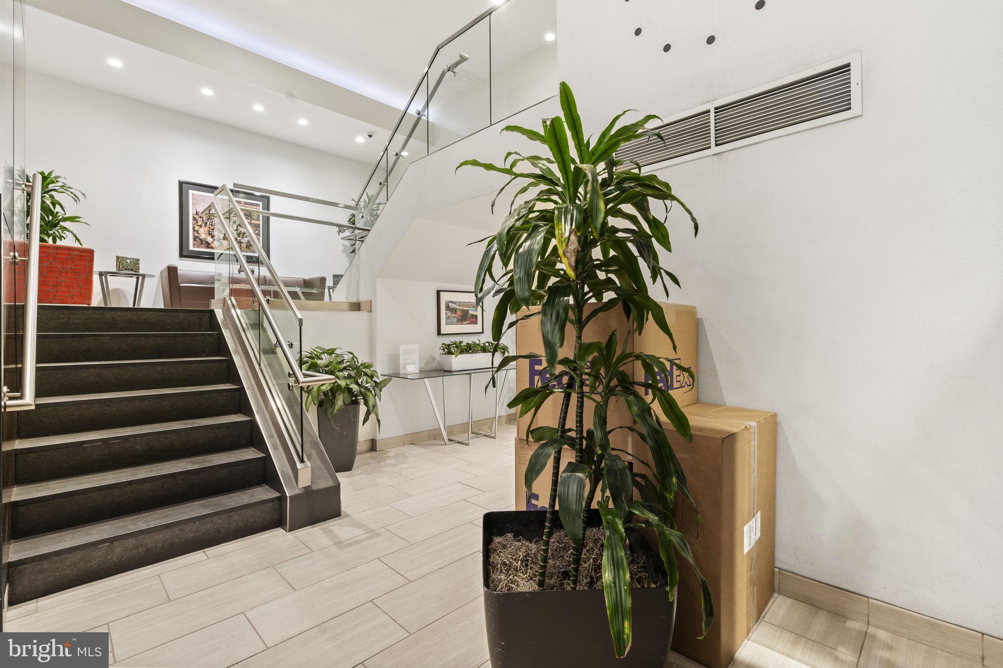 1420 LOCUST STREET 7M
