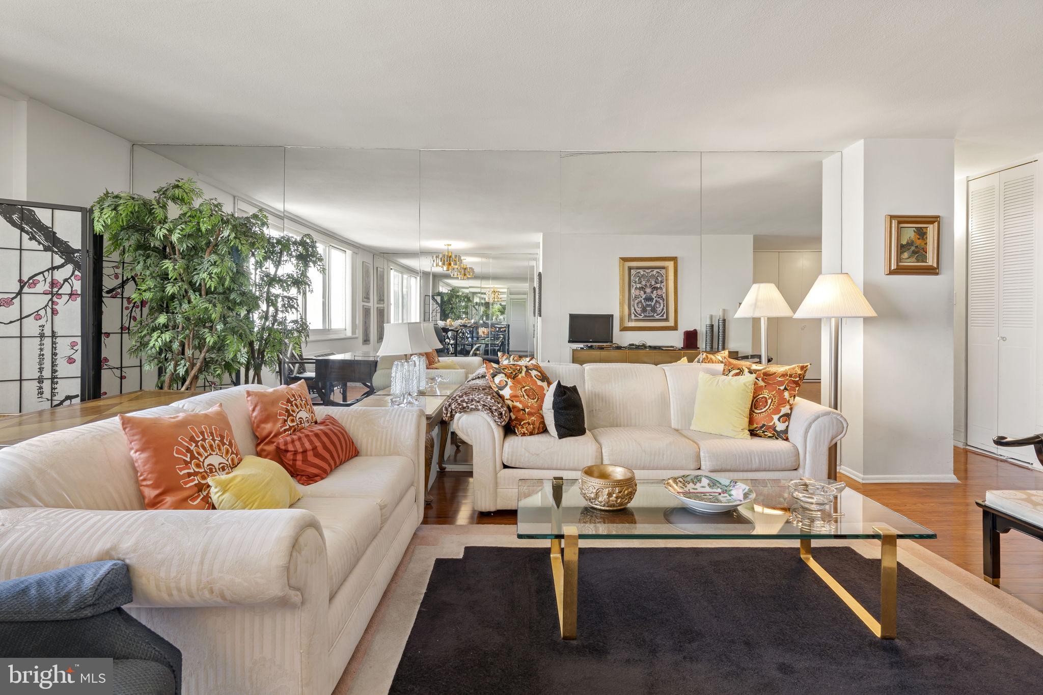 1901 JOHN F KENNEDY BOULEVARD 2801