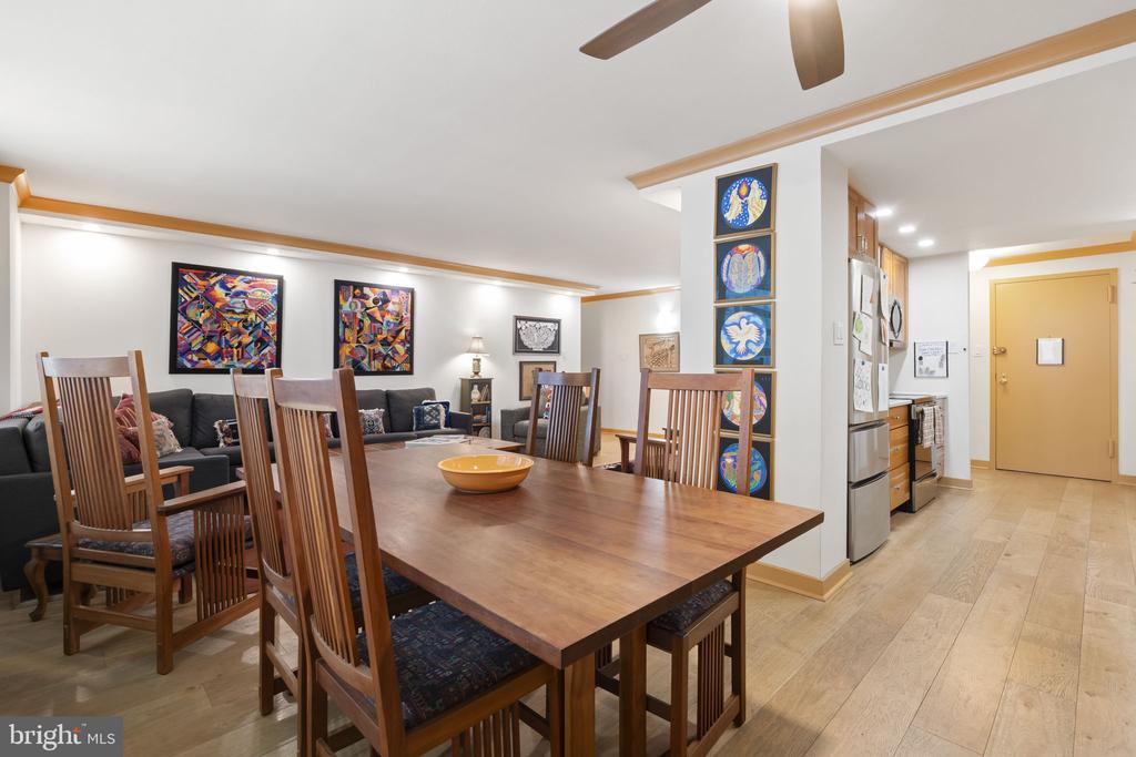 1901 JOHN F KENNEDY BOULEVARD 1020