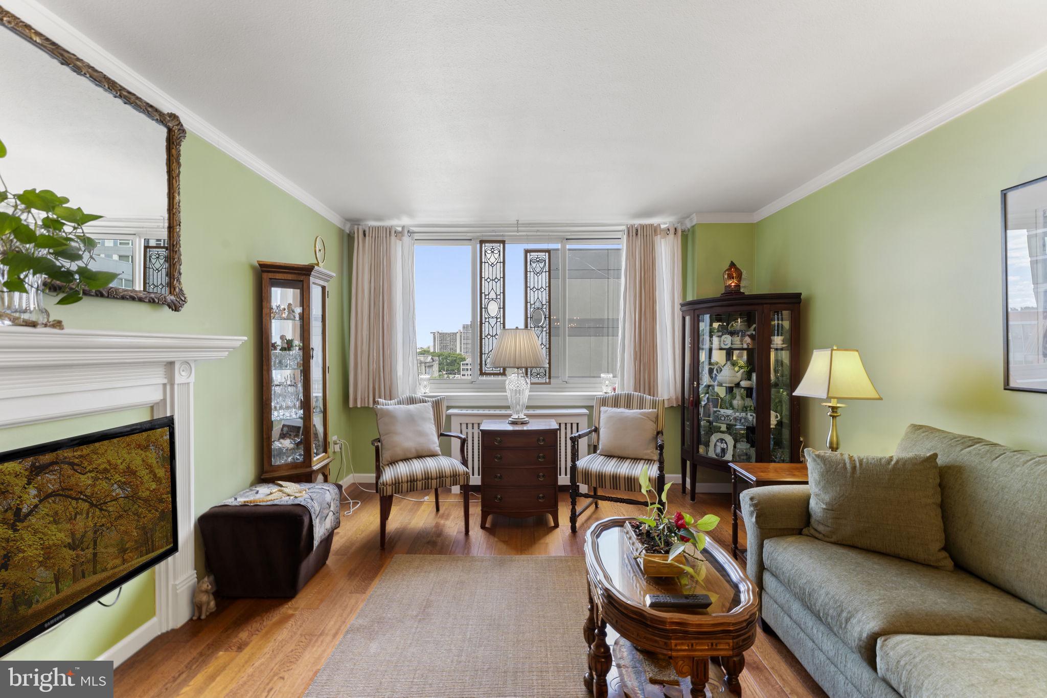 1901 JOHN F KENNEDY BOULEVARD 924