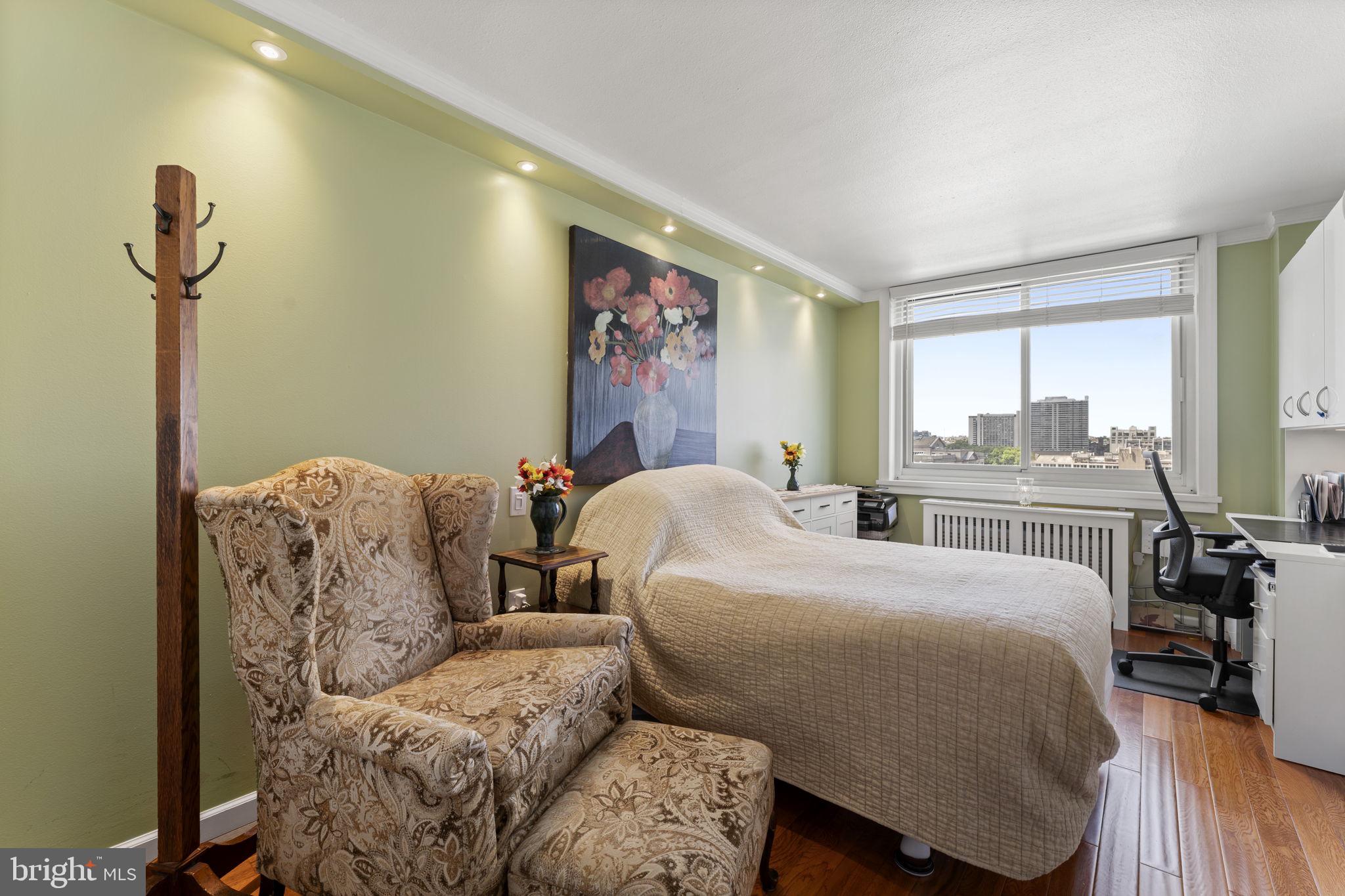 1901 JOHN F KENNEDY BOULEVARD 924