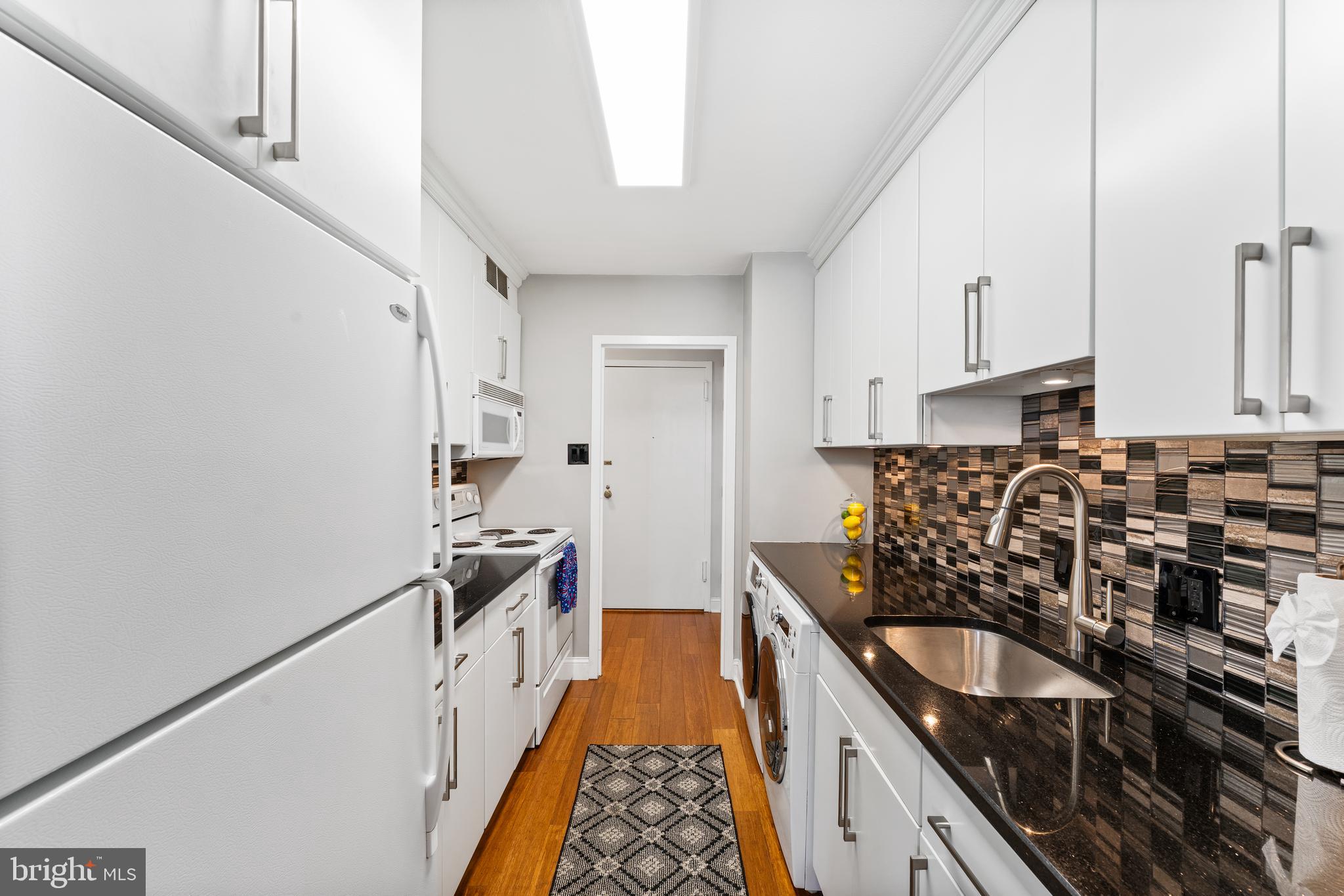1901 JOHN F KENNEDY BOULEVARD 2306