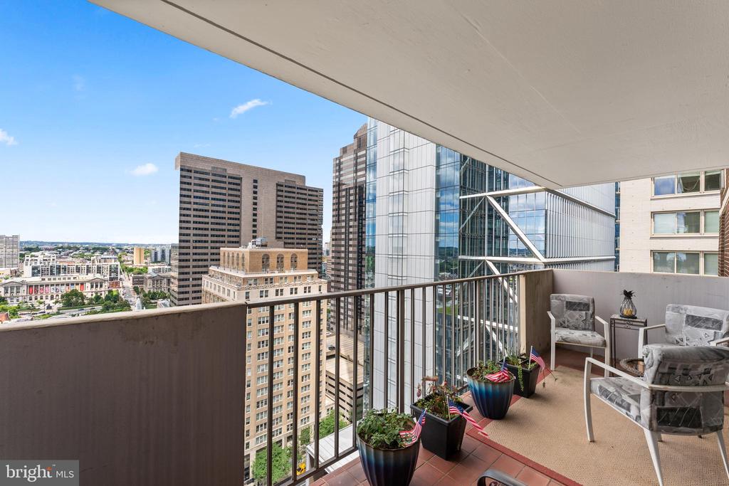 1901 JOHN F KENNEDY BOULEVARD 2306