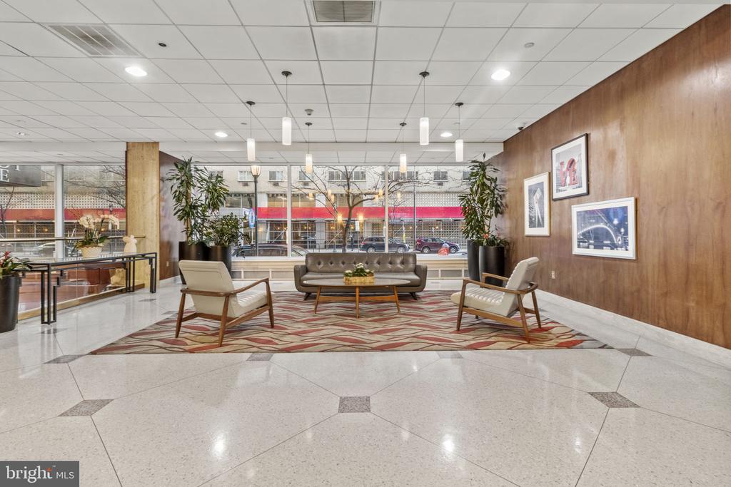 1901 JOHN F KENNEDY BOULEVARD 2306