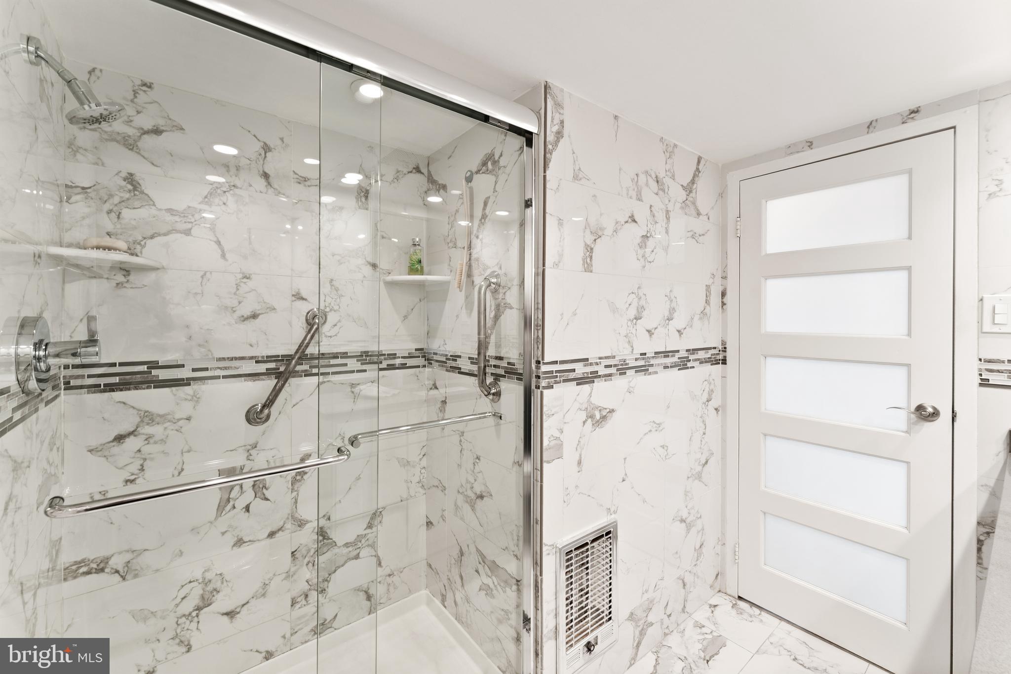 1901 JOHN F KENNEDY BOULEVARD 2306