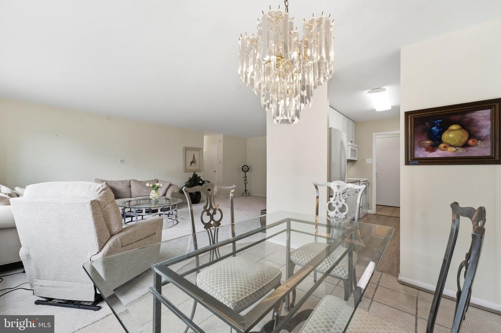 1901 JOHN F KENNEDY BOULEVARD Unit: 906