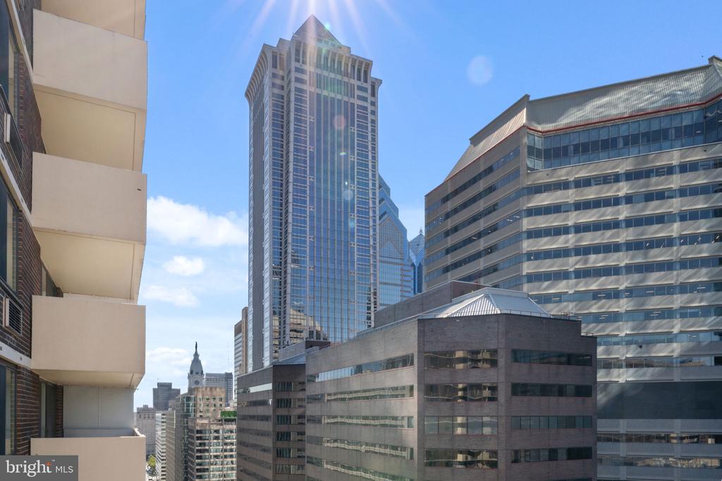 1901 JOHN F KENNEDY BOULEVARD Unit: 2409-10