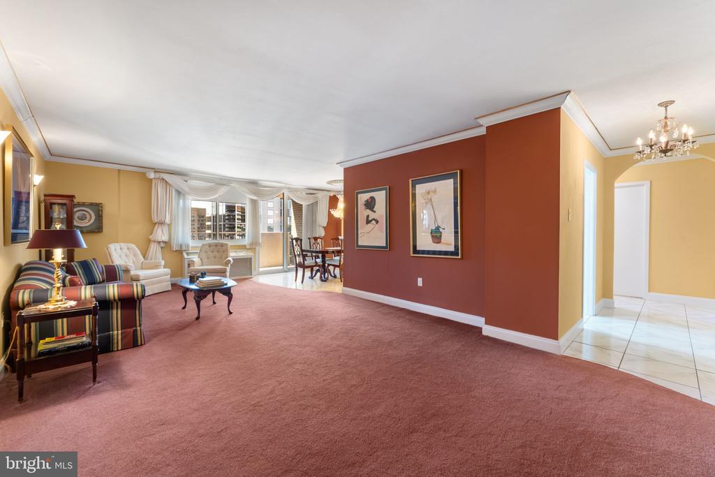 1901 JOHN F KENNEDY BOULEVARD Unit: 2409-10