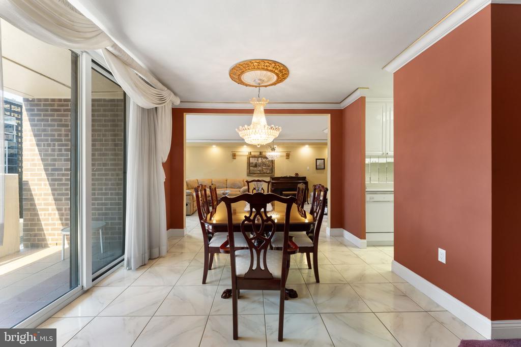 1901 JOHN F KENNEDY BOULEVARD Unit: 2409-10