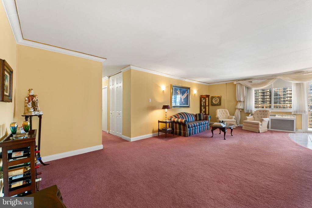 1901 JOHN F KENNEDY BOULEVARD Unit: 2409-10