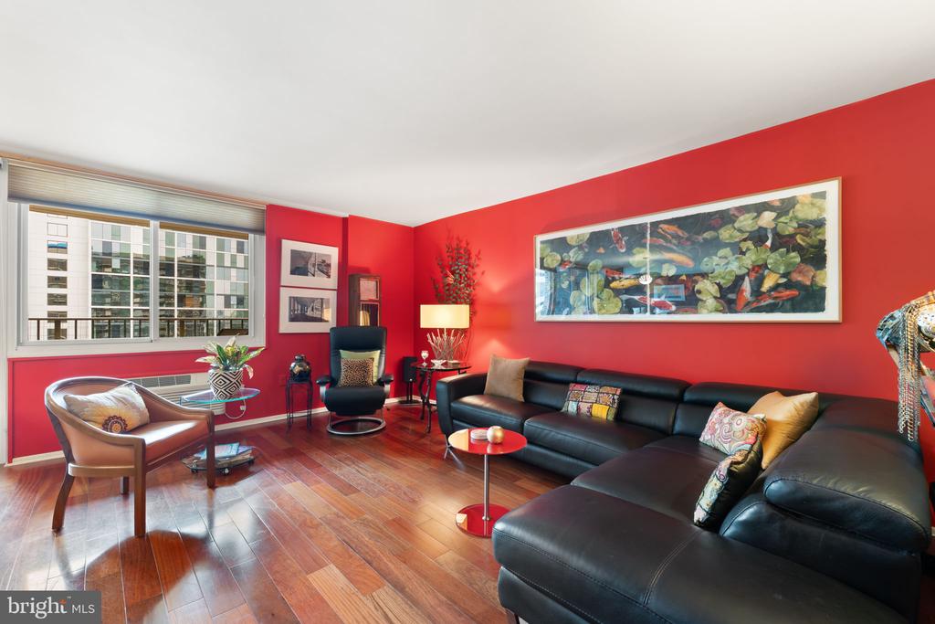 1901 JOHN F KENNEDY BOULEVARD Unit: 2217-18