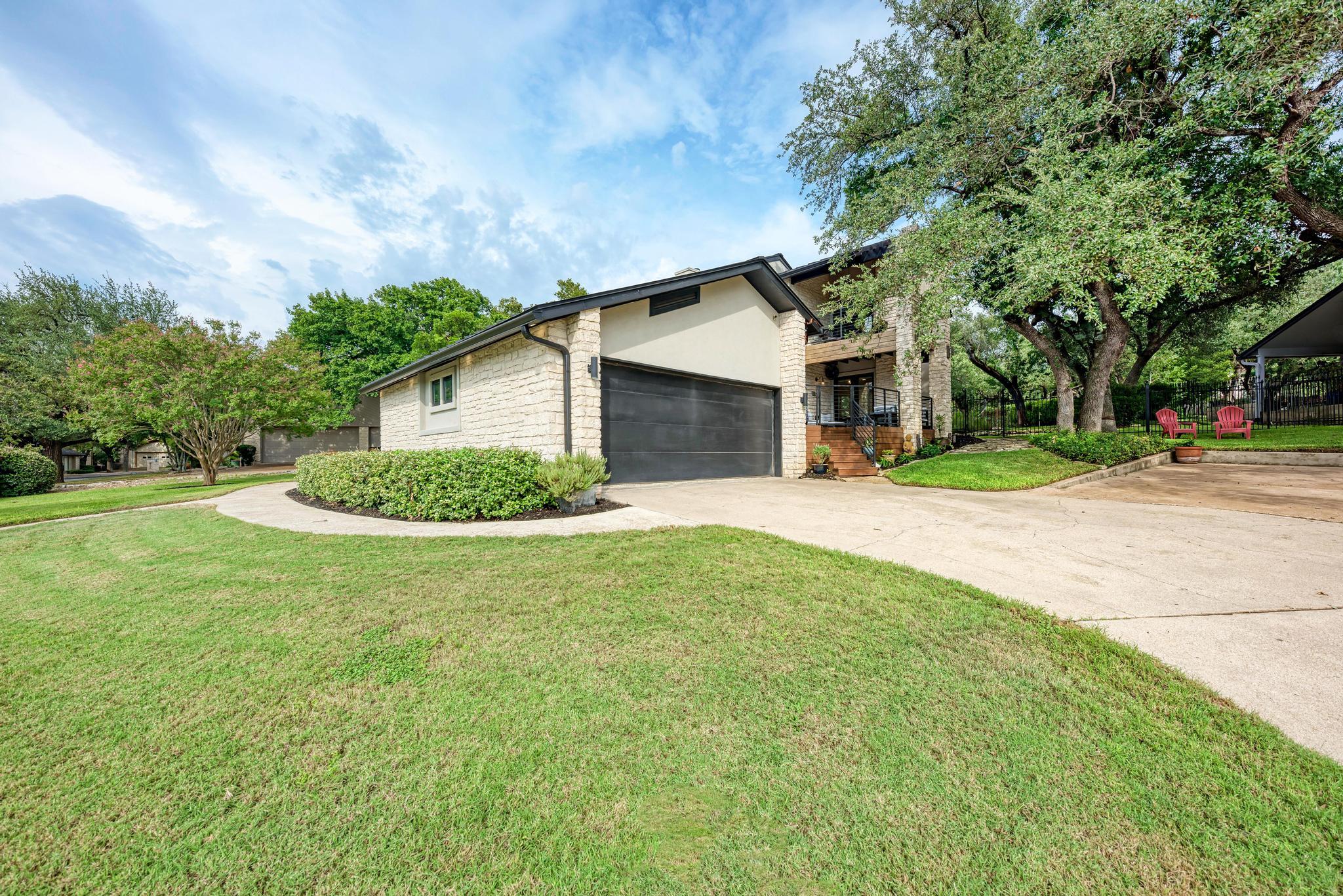 10505 Lockerbie DR