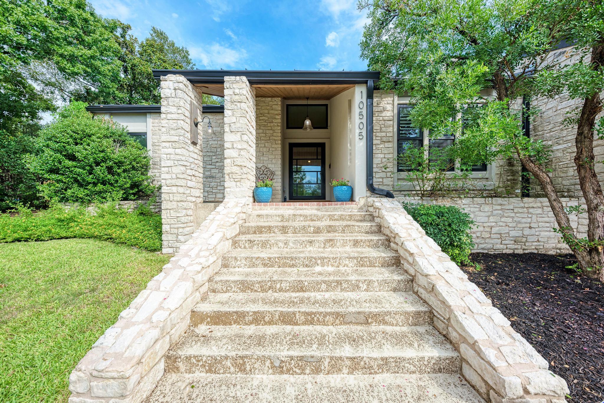 10505 Lockerbie DR