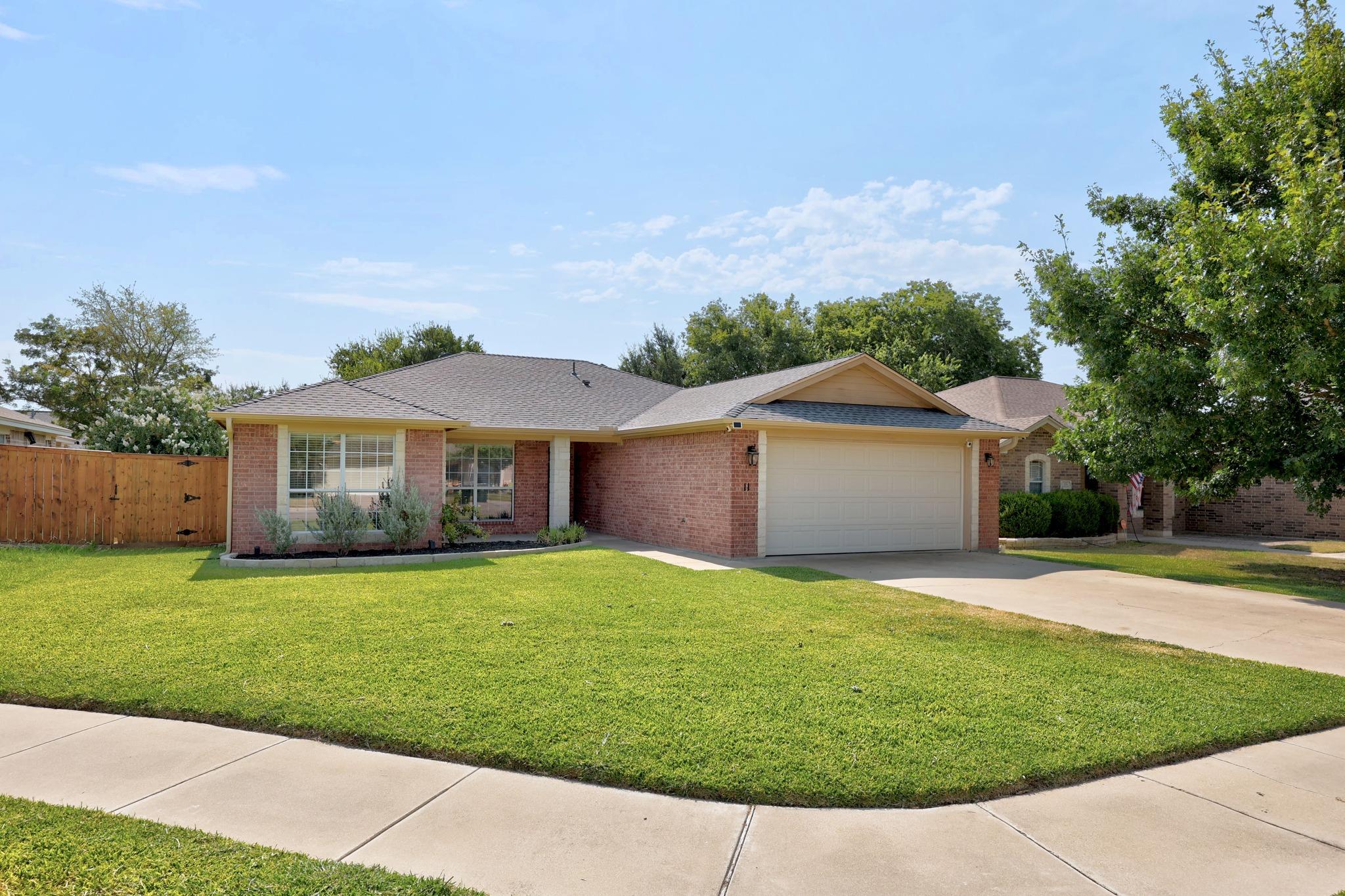 11 Burnham DR