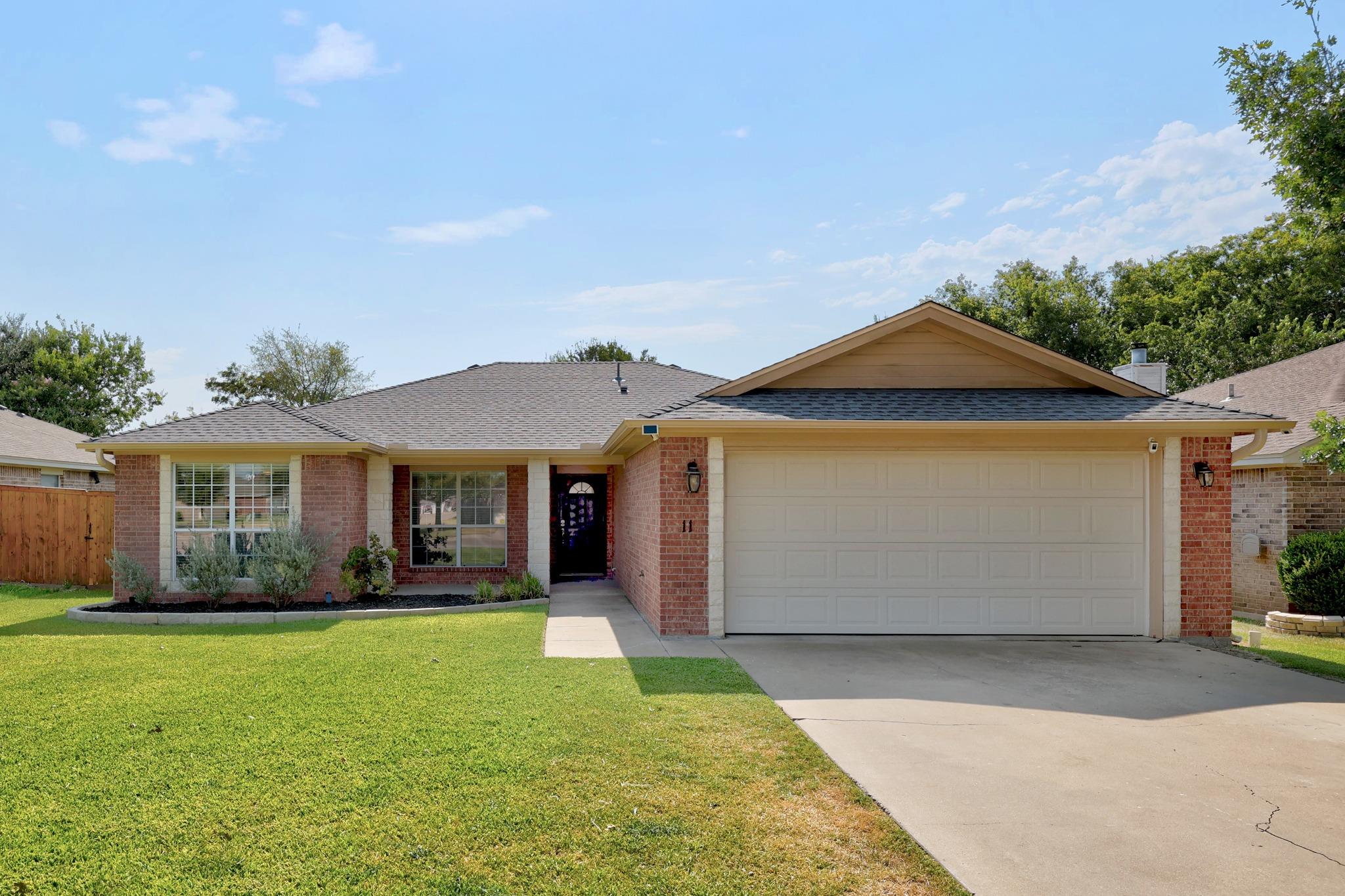 11 Burnham DR