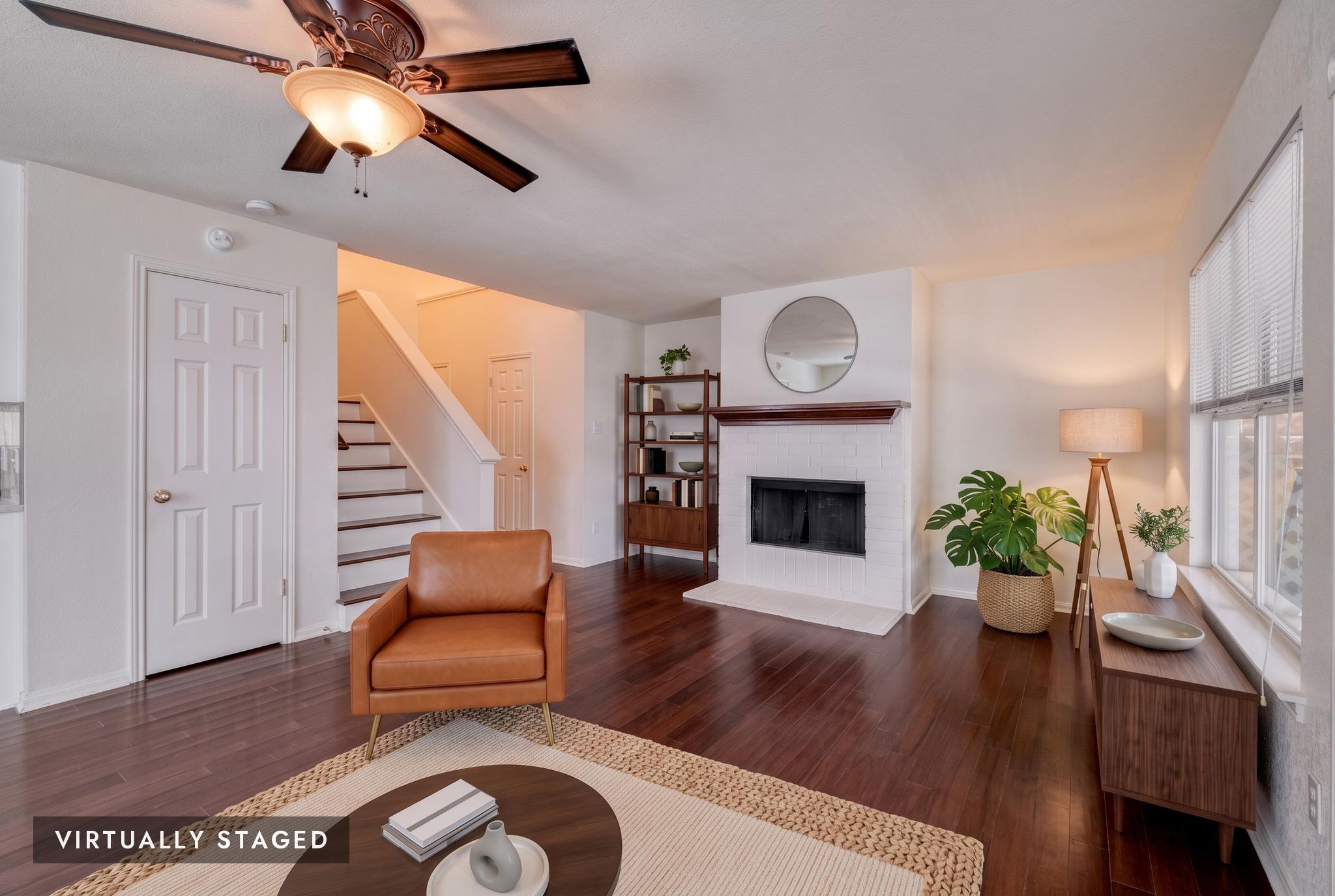 2137 Redwing WAY