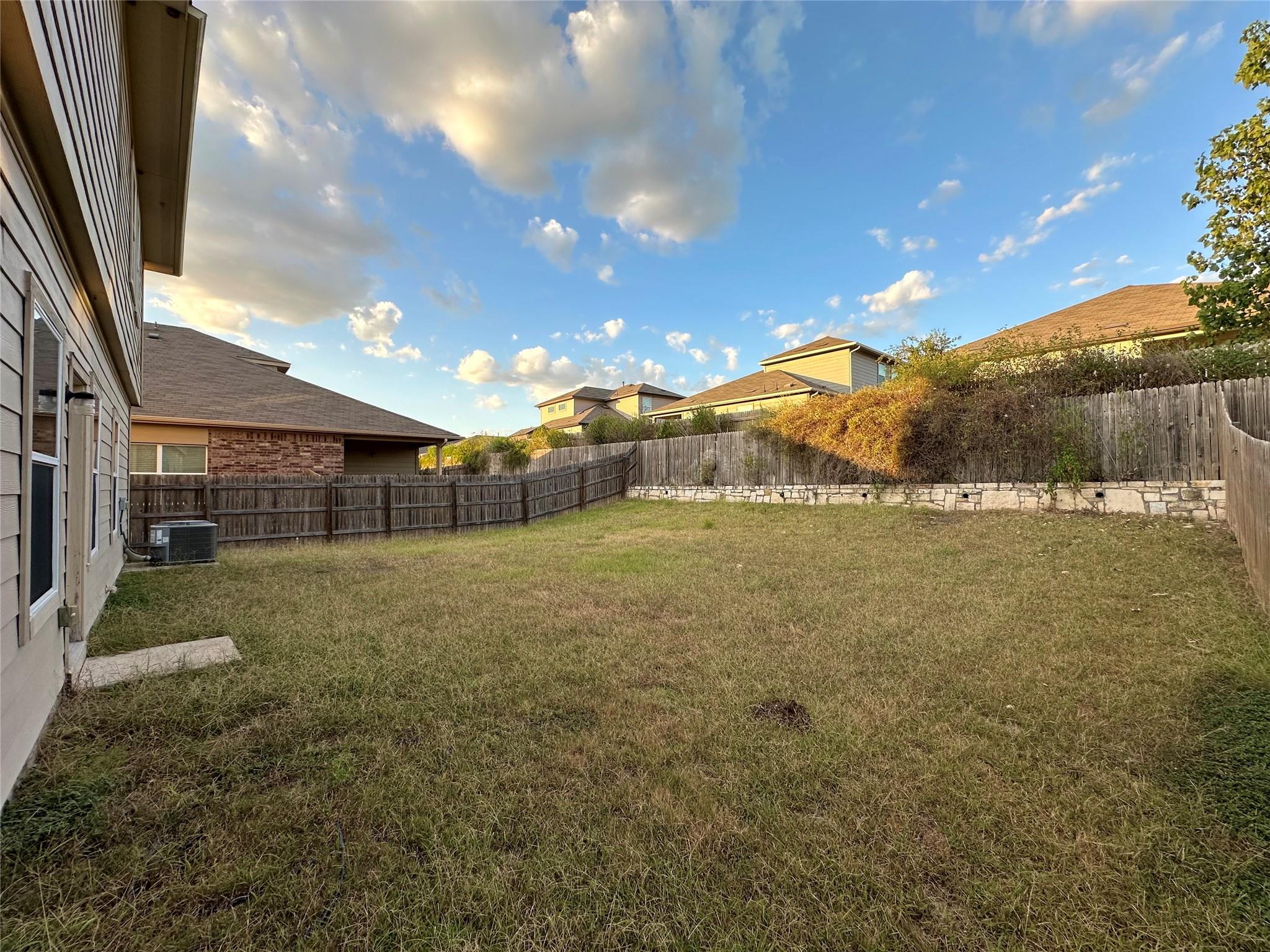 10701 Seguin RD