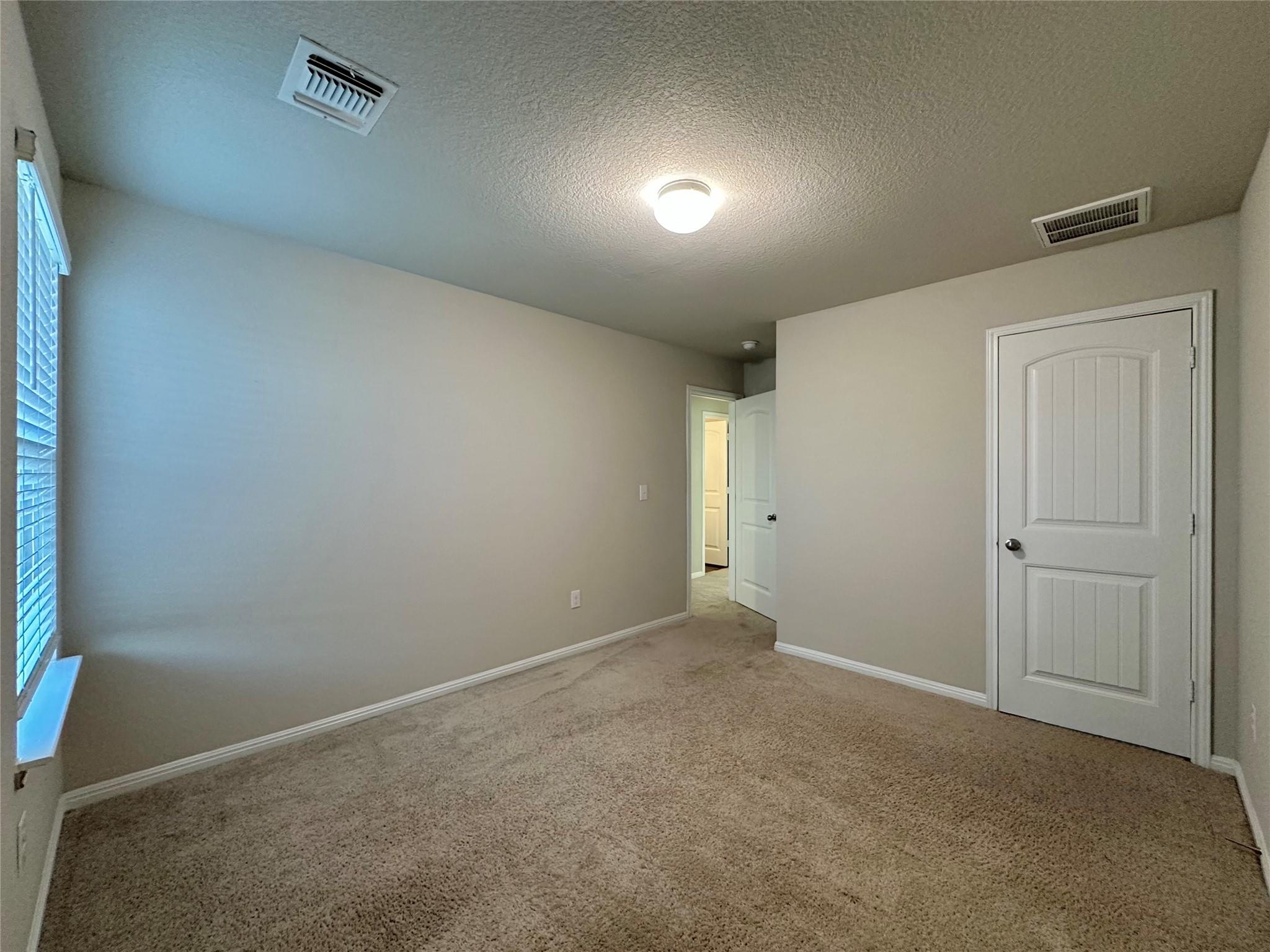 10701 Seguin RD