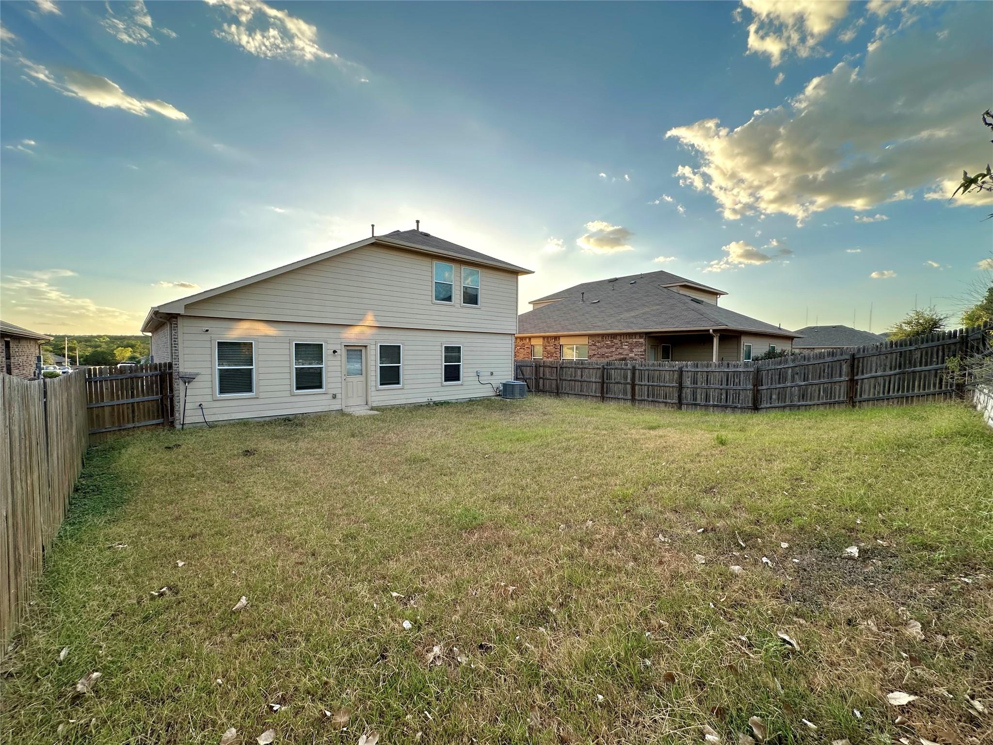 10701 Seguin RD