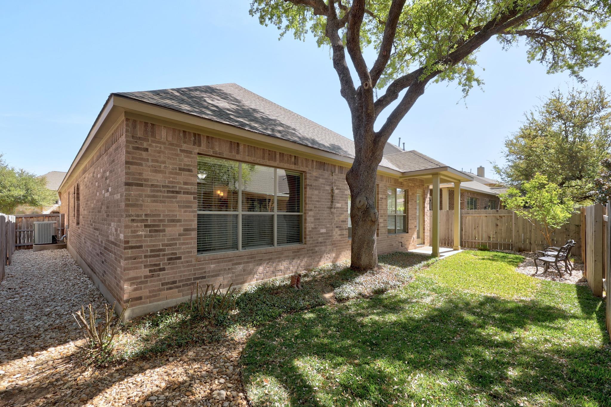 4004 Gloucester DR
