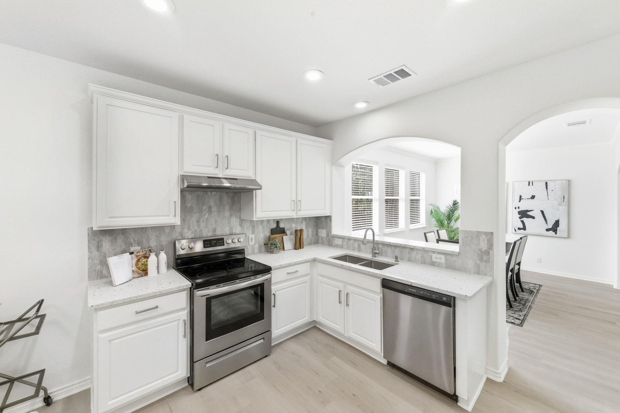 17809 Bridgefarmer BLVD